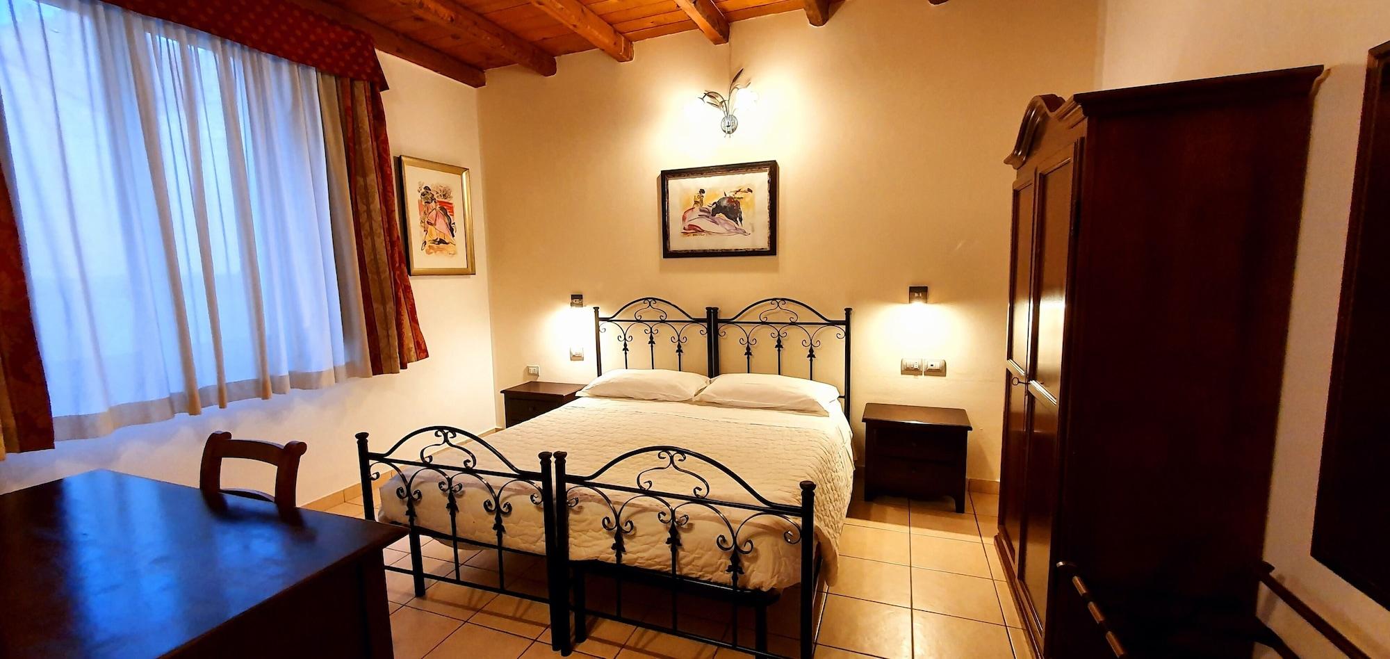 Cagliari Novecento Hotel ภายนอก รูปภาพ