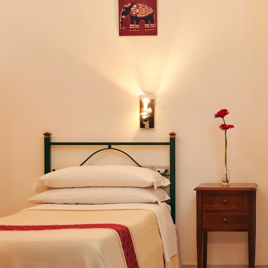 Cagliari Novecento Hotel ภายนอก รูปภาพ