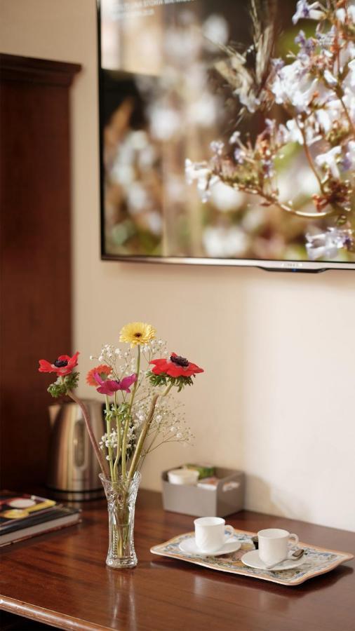 Cagliari Novecento Hotel ภายนอก รูปภาพ