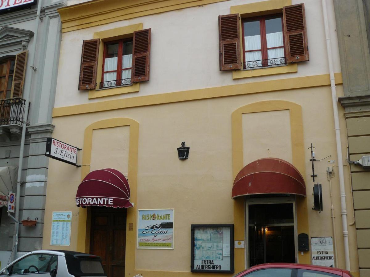Cagliari Novecento Hotel ภายนอก รูปภาพ